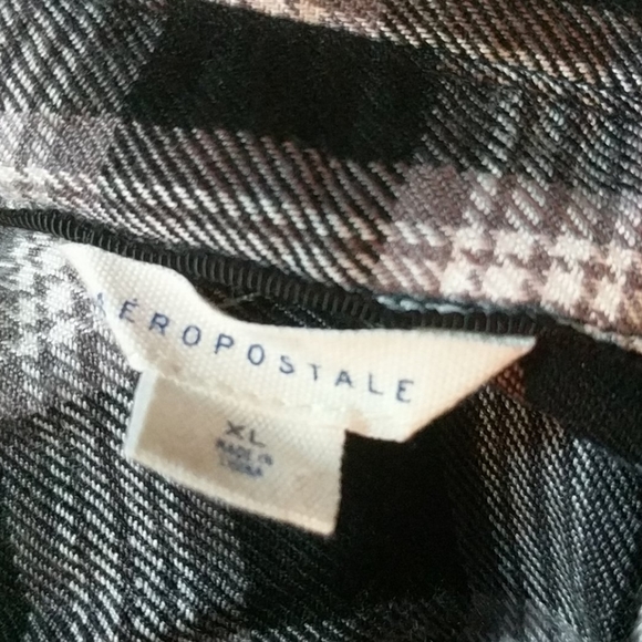 Aeropostale Black, White & Gray Plaid Shirt - Picture 3 of 5
